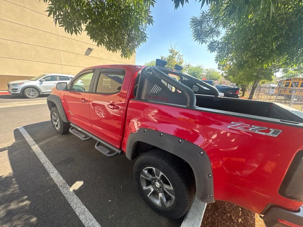 Used 2015 Red Chevrolet Z71 image 2