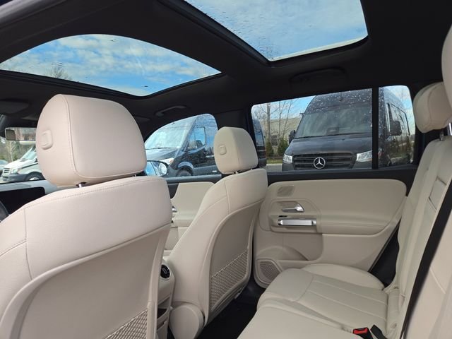 New 2026 Starling Blue Metallic Mercedes-Benz GLB250 image 29