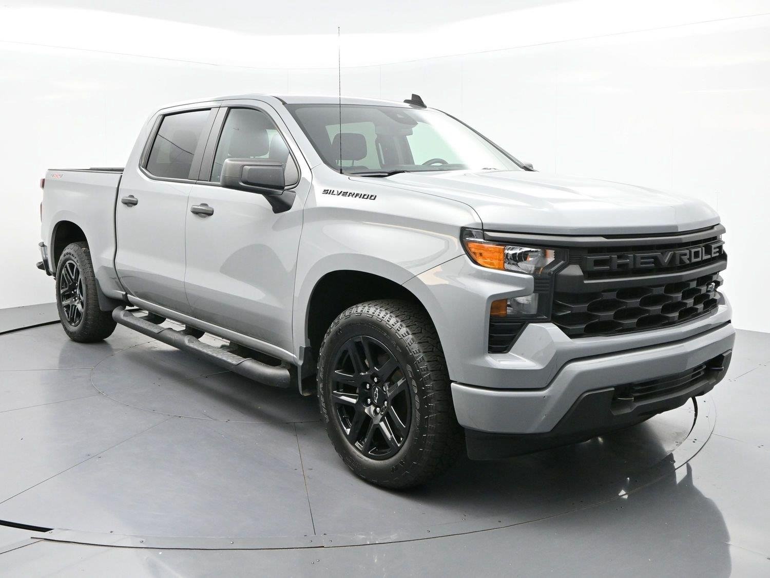 Used 2024 Slate Gray Metallic Chevrolet Custom image 2