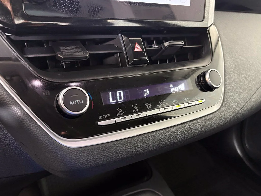Used 2025 White Toyota LE image 24