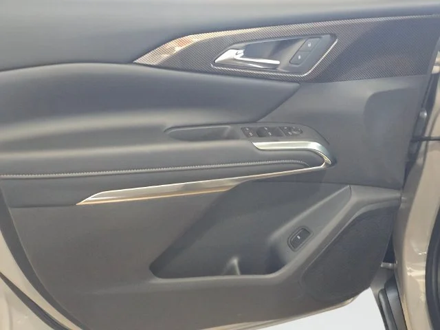 New 2027 Sandstone Gray Chevrolet Z71 image 12
