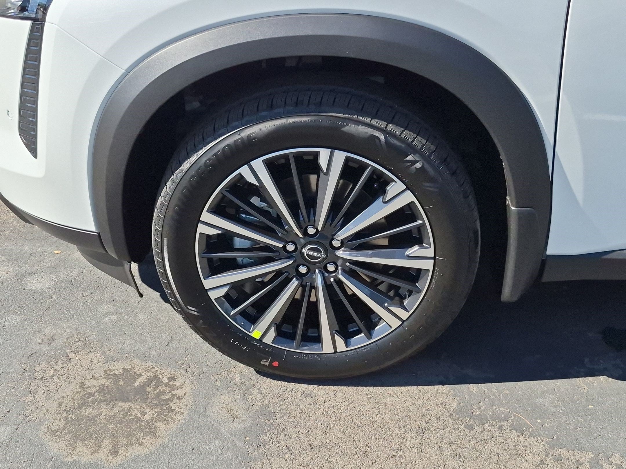 New 2026 Everest White Pearl TriCoat Nissan Platinum image 15