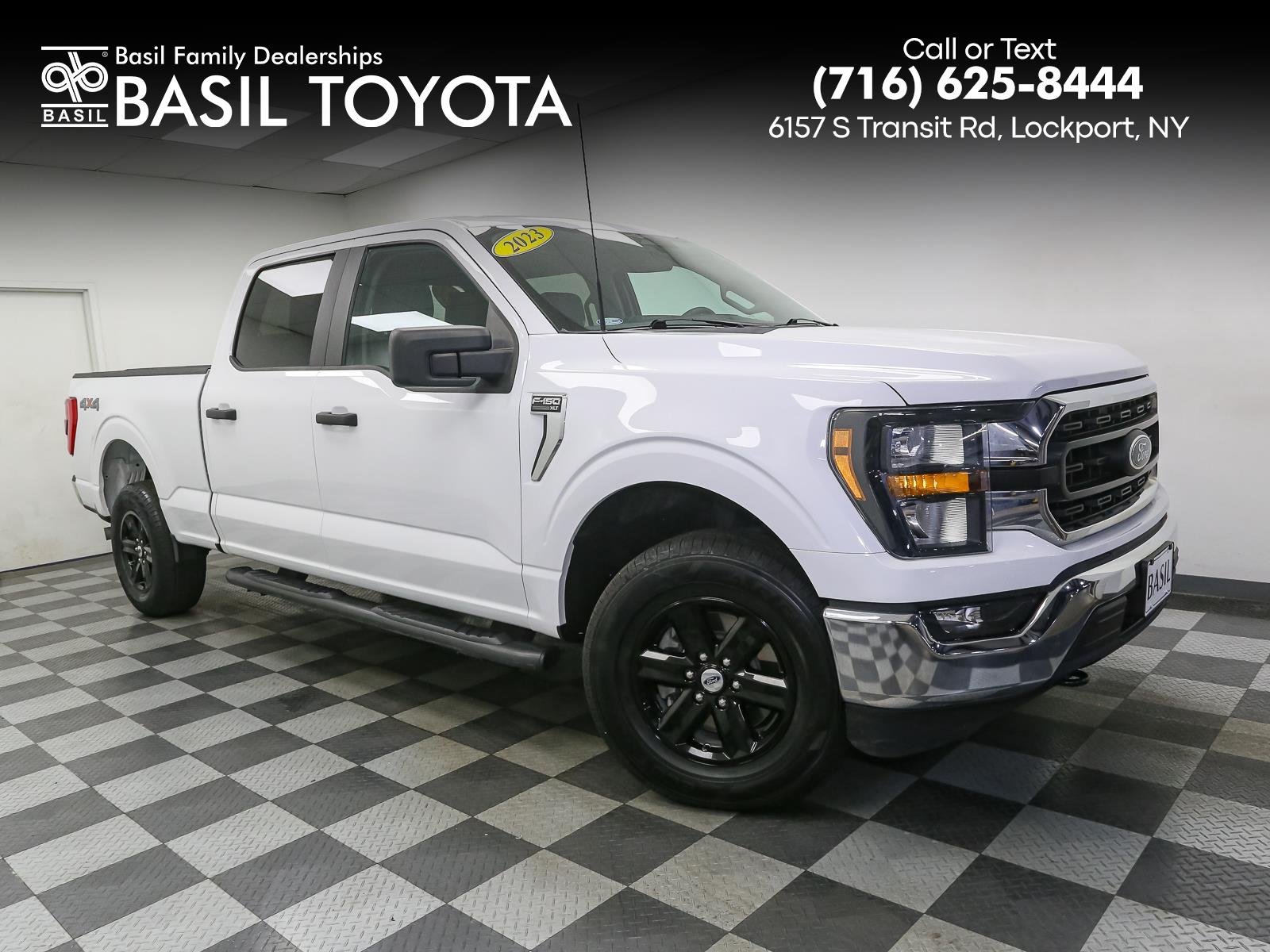 Used 2023 Oxford White FORD XL image 1