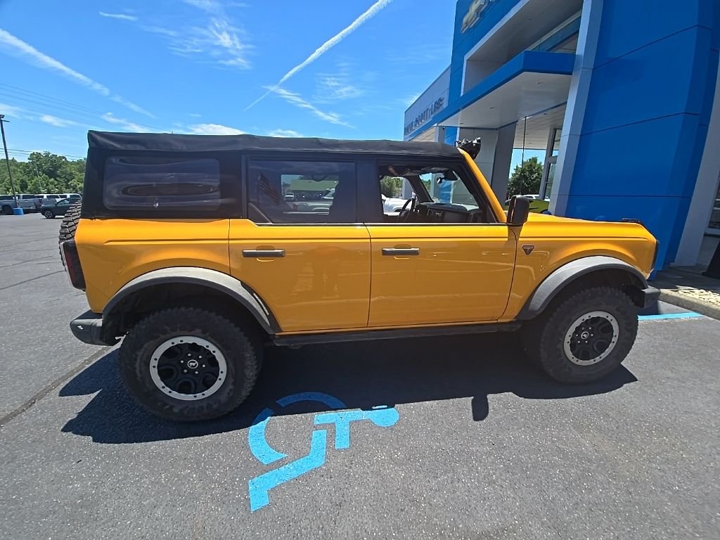 Used 2021 Orange Ford Badlands image 15