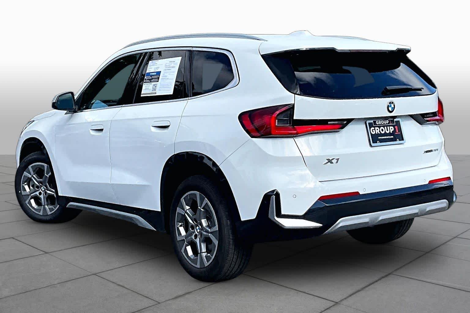 Certified Used 2023 Alpine White BMW xDrive28i image 12