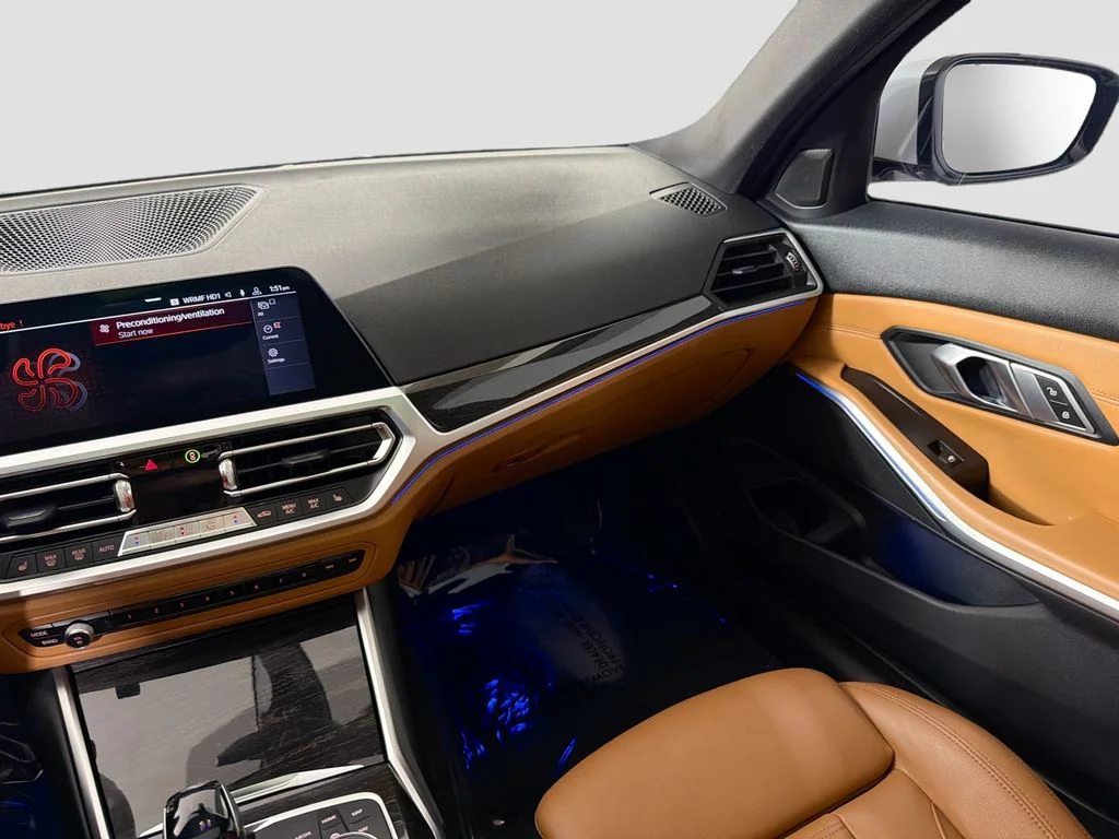 Used 2019 White BMW 330i image 25