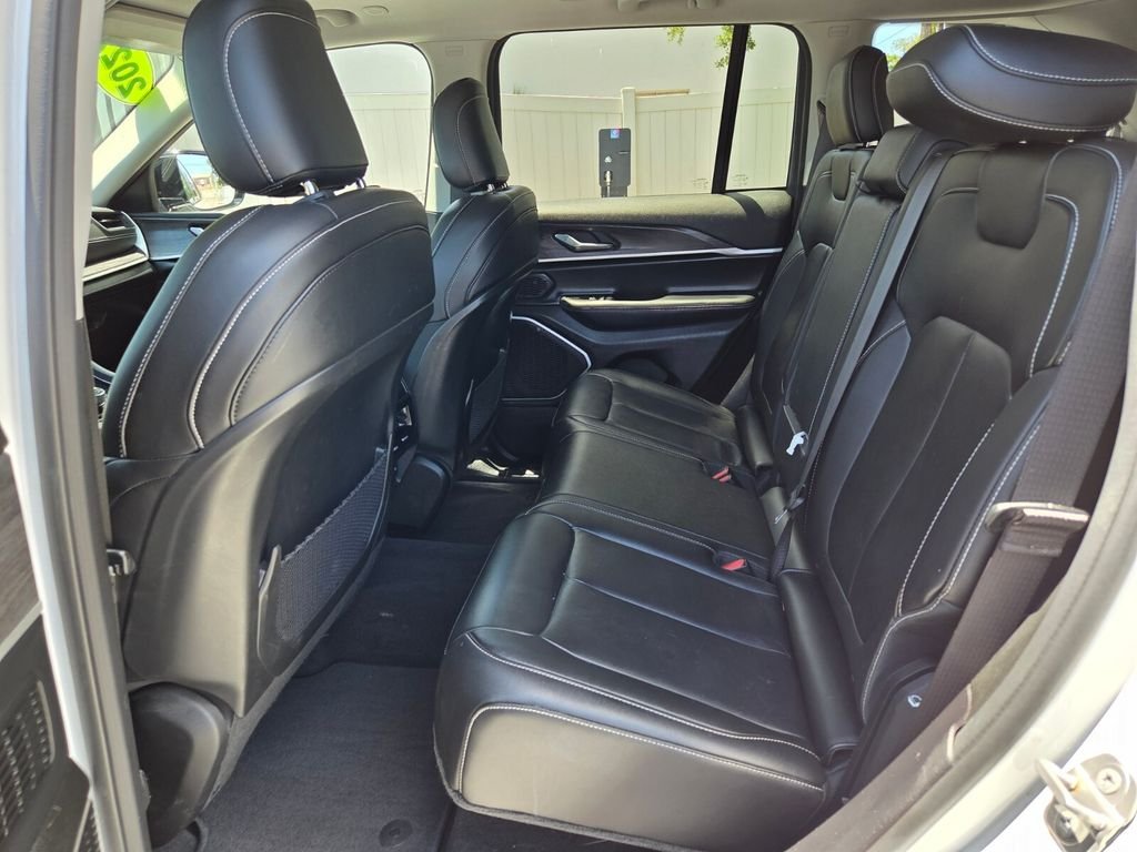 Used 2022 White Jeep Limited image 15