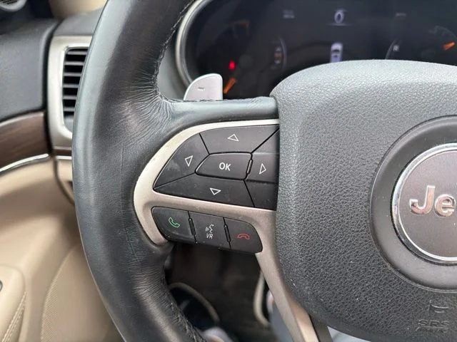Used 2015 Beige Jeep Limited image 18