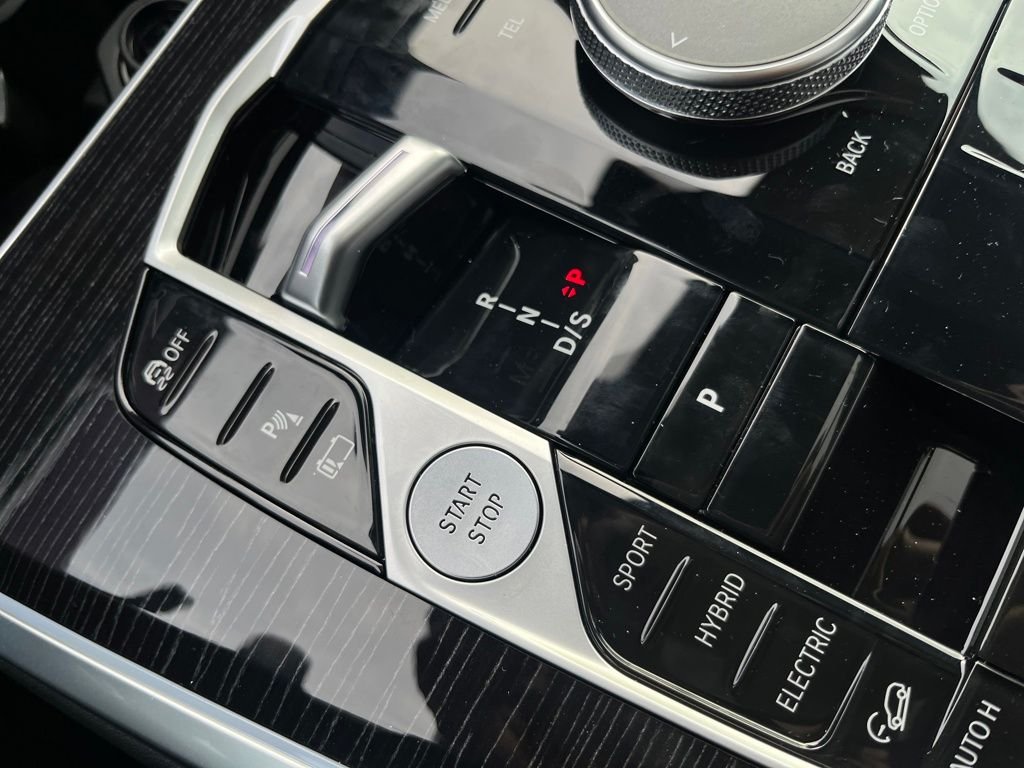 2026 BMW X5 50e - Photo 18