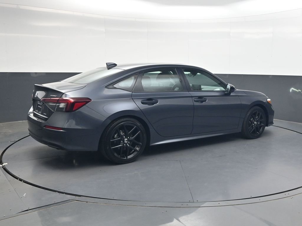 Used 2025  Honda Sport image 4