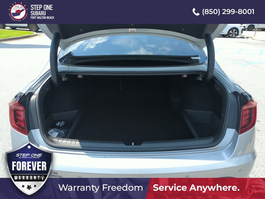 Used 2023 Silver Hyundai Limited image 31