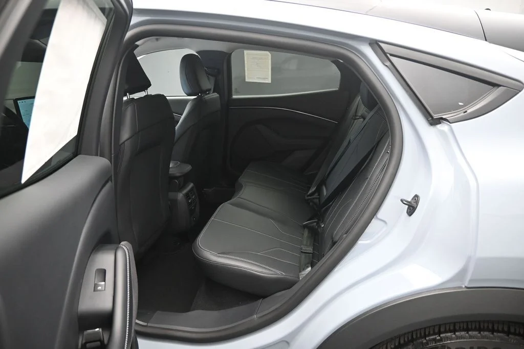 New 2026 Glacier Gray Metallic Tri-coat Ford Select image 17