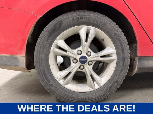 Used 2014 Red Ford SE image 22