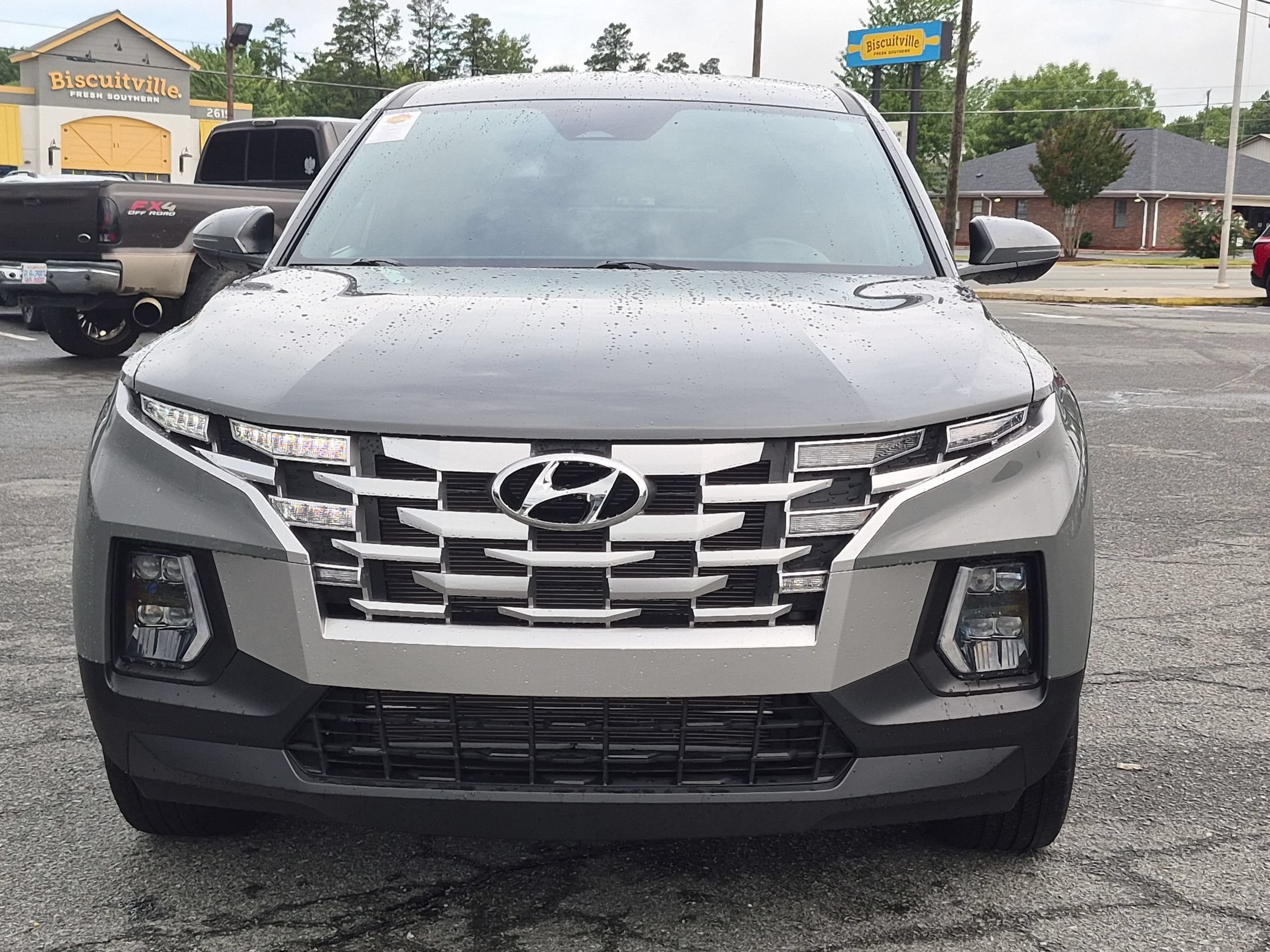Certified Used 2024 Hampton Gray Hyundai SEL image 8