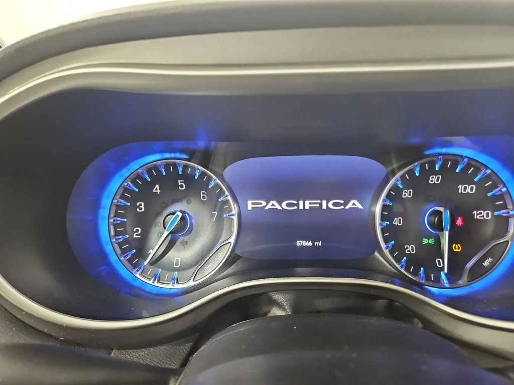 Used 2023 White Chrysler Touring L image 16