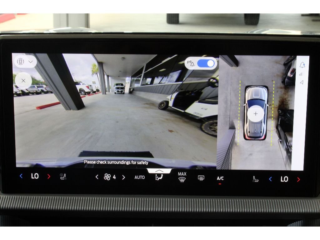 New 2026 Space White Metallic Ford ST-Line image 13