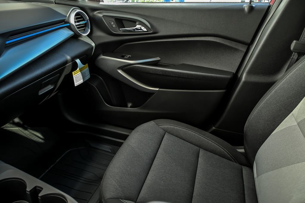 2026 Chevrolet Trax LS - Photo 19
