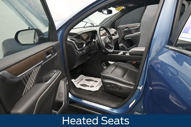 Used 2024 Blue GMC Denali image 13