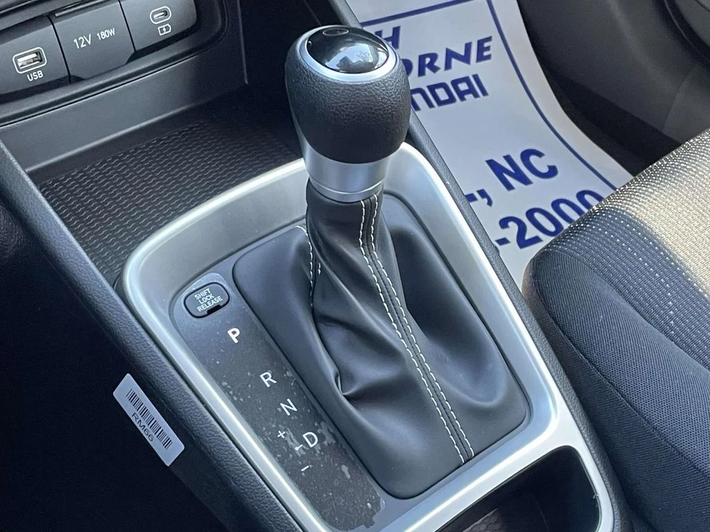 New 2026 White Hyundai SE image 28