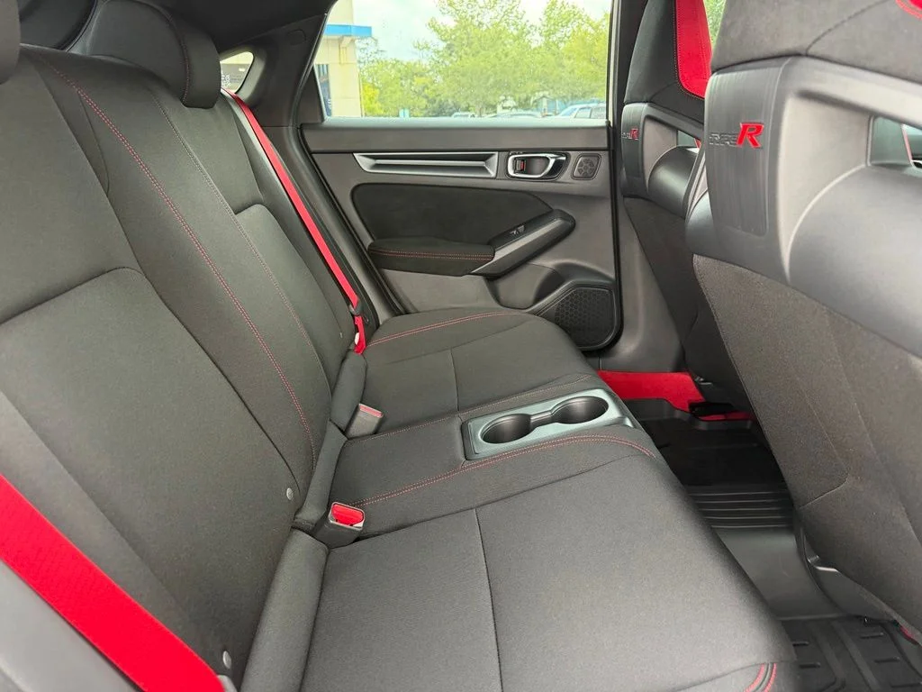 2023 Honda Civic Hatchback Type-R - Photo 11