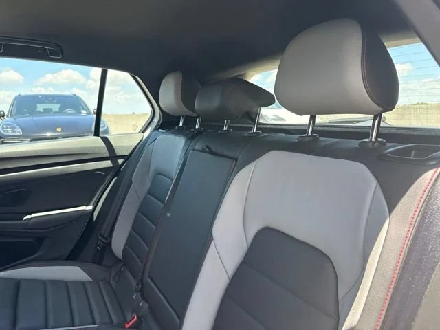 Used 2024 Opal White Volkswagen SE image 11