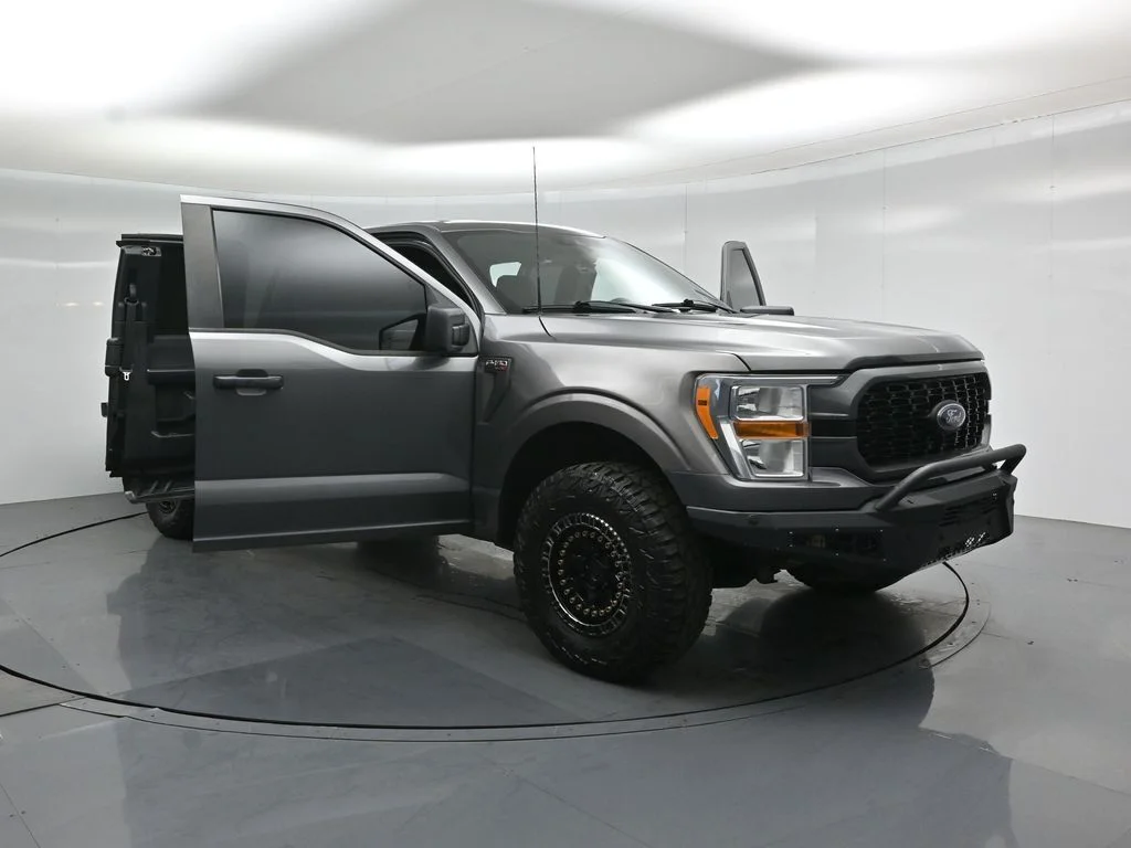 Used 2021 Gray Ford XL image 26
