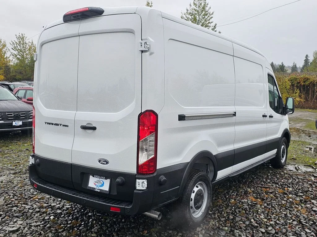 New 2026 Oxford White Ford Cargo Van image 7