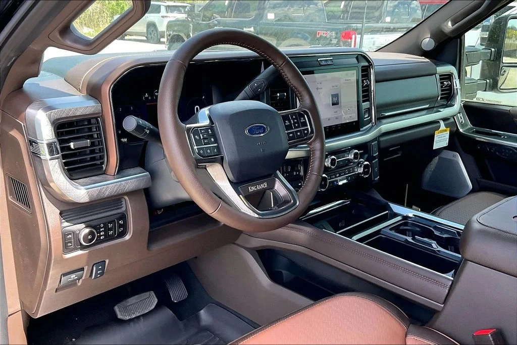 New 2026 Ford Super Duty F-250 King Ranch 4D Crew Cab