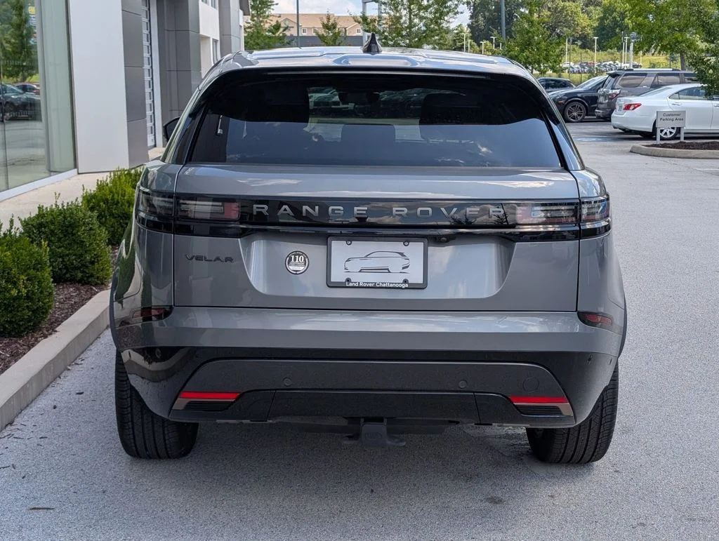 Certified Used 2025 Gray Land Rover Dynamic SE image 6