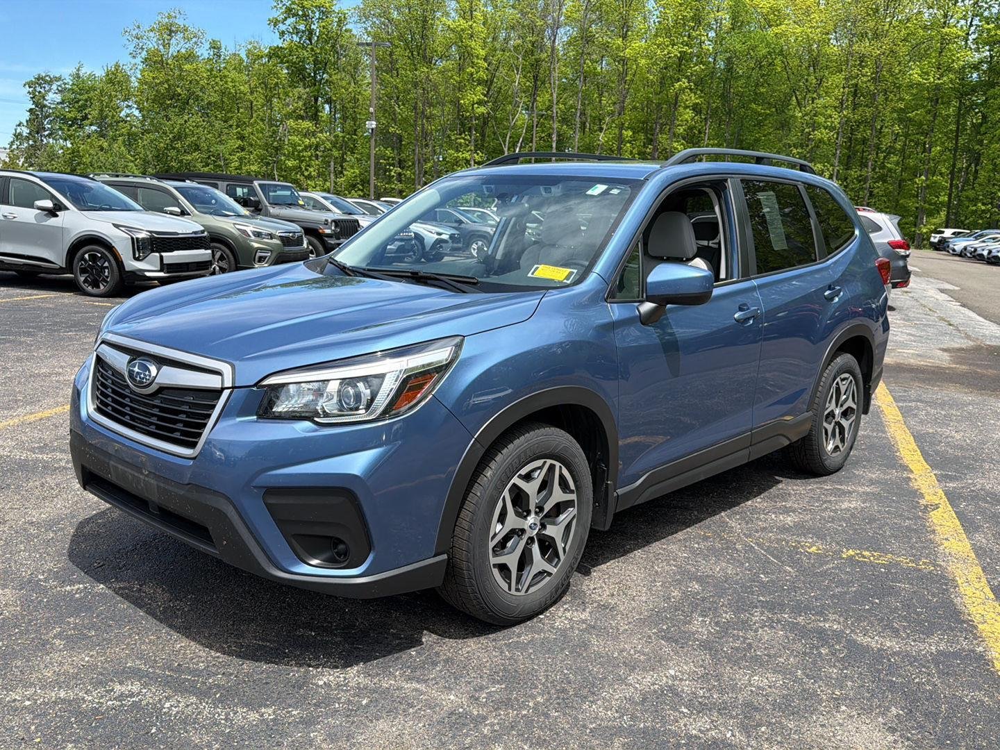 Used 2019 Horizon Blue Pearl Subaru Premium image 10