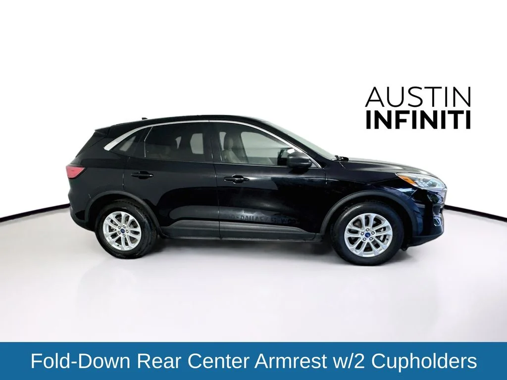 Used 2022 Black Ford SE image 8