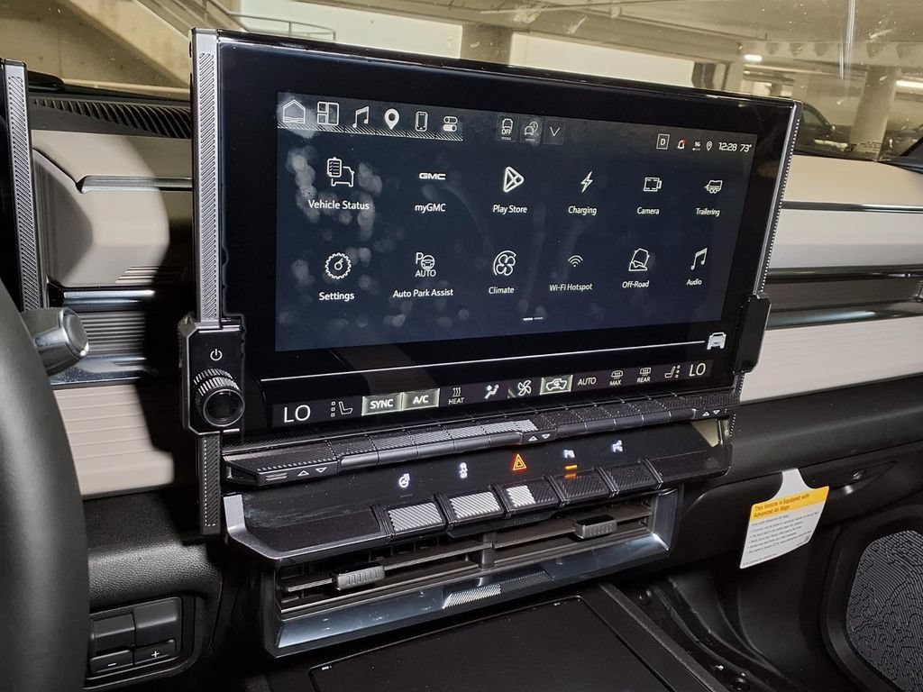 2026 GMC HUMMER EV 2X - Photo 17