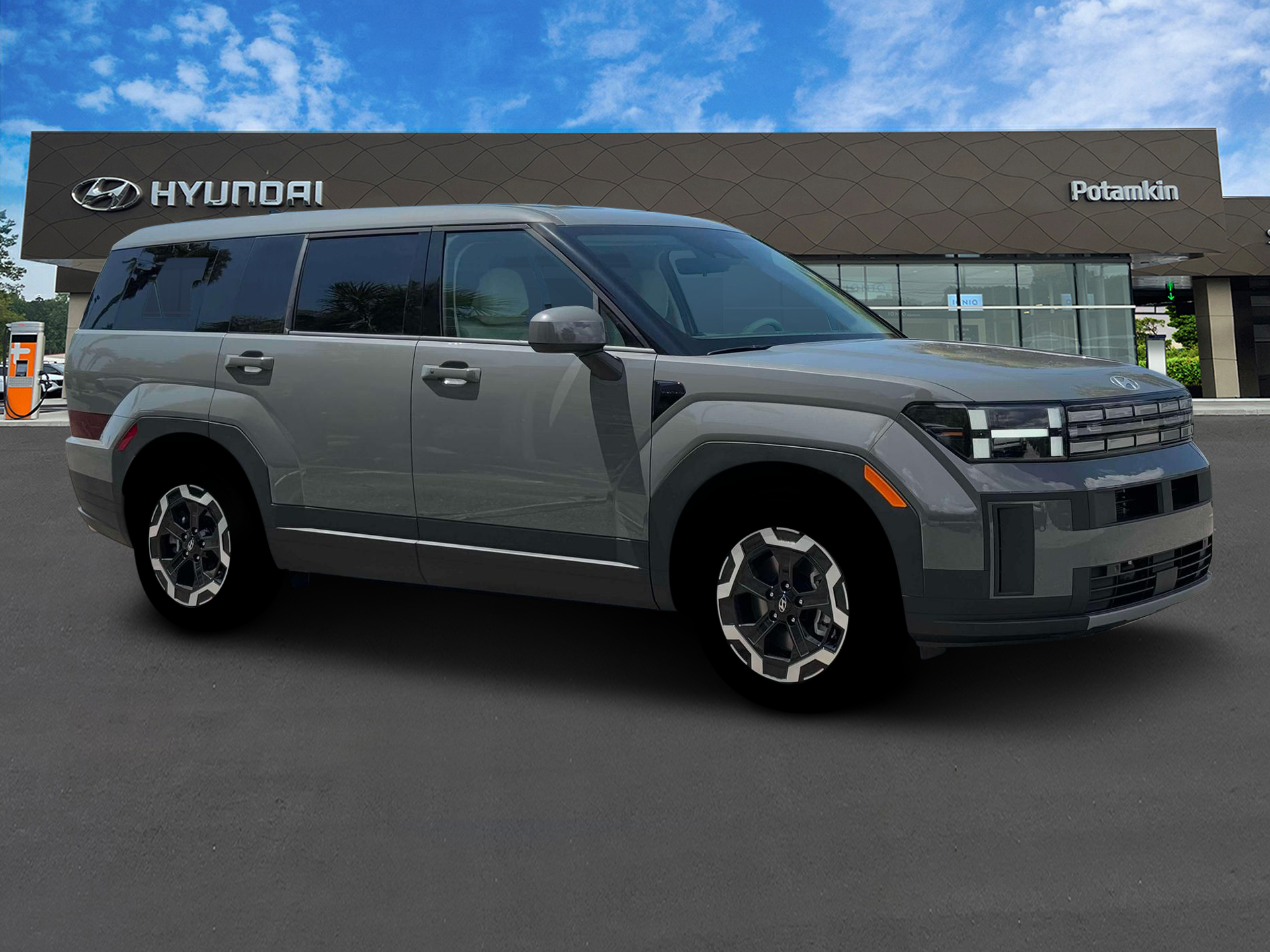 New 2026 Hampton Gray Hyundai SE image 10