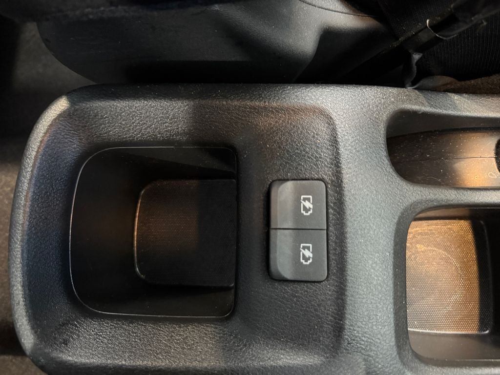 Used 2025 Blue Nissan S image 27