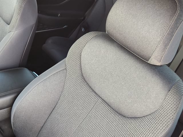 Used 2019 Red Hyundai SEL Plus image 24