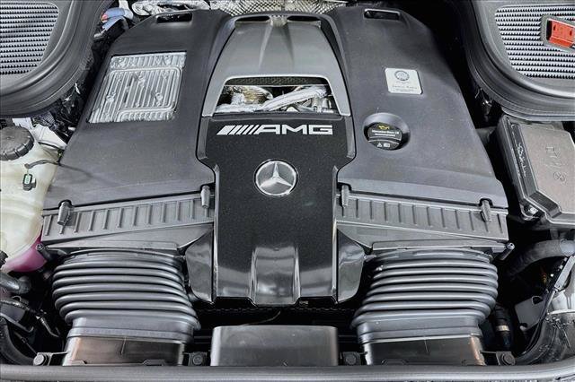 New 2026 MANUFAKTUR Moonlight White Metallic Mercedes-Benz AMG® GLE 63 S image 58
