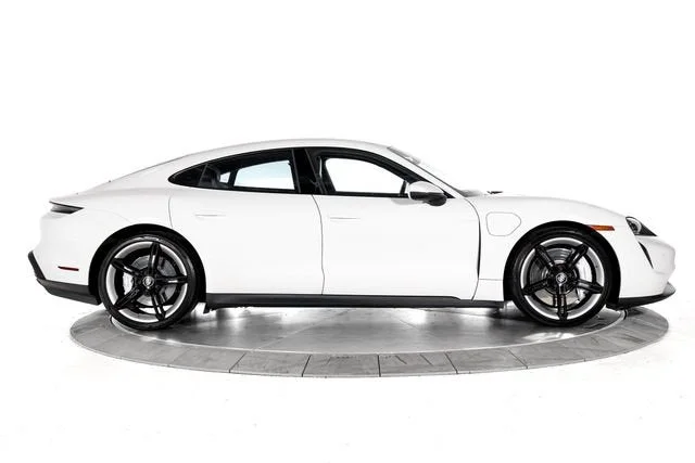 Used 2024 White Porsche  image 7