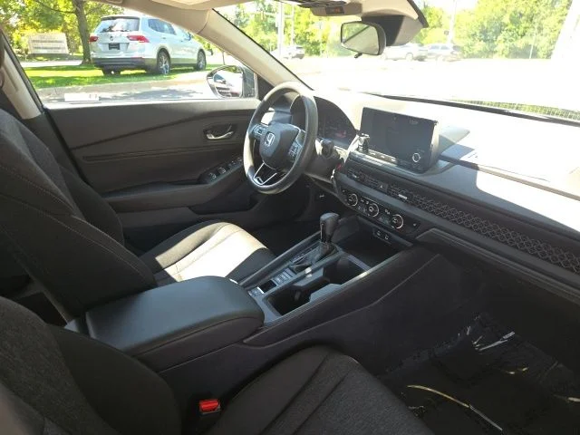 Used 2023 Gray Honda EX image 16