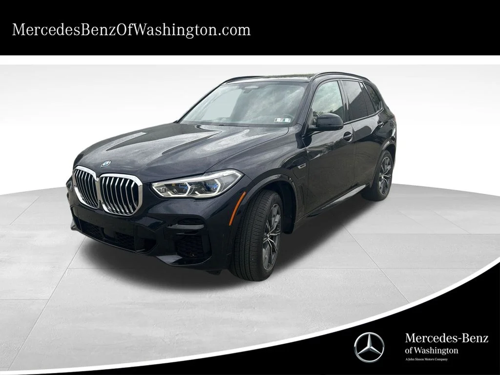 2022 BMW X5 xDrive45e's photo