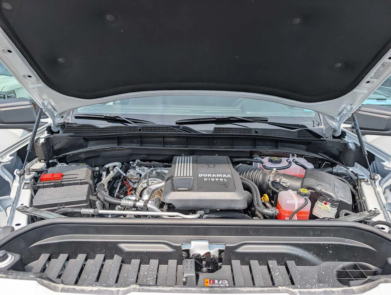 New 2026 Summit White GMC Elevation image 13