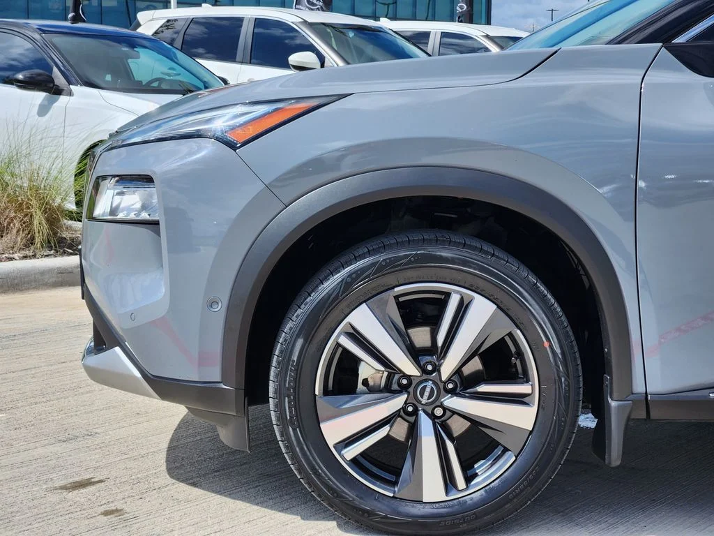 Certified Used 2023 Gray Nissan Platinum image 8