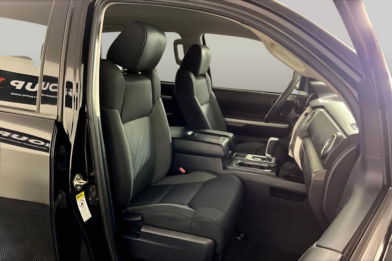 Pre-Owned 2015 Toyota Tundra SR5