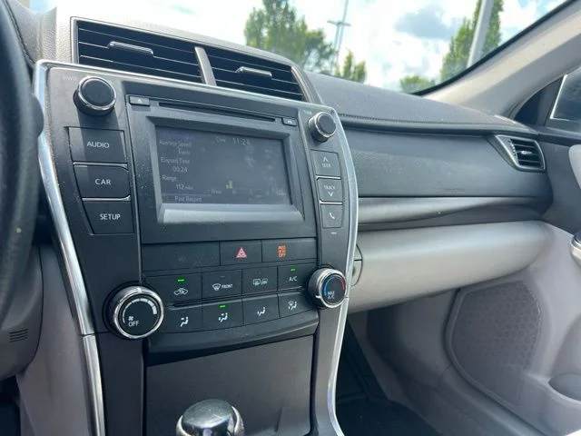 Used 2016 Super White Toyota LE image 13