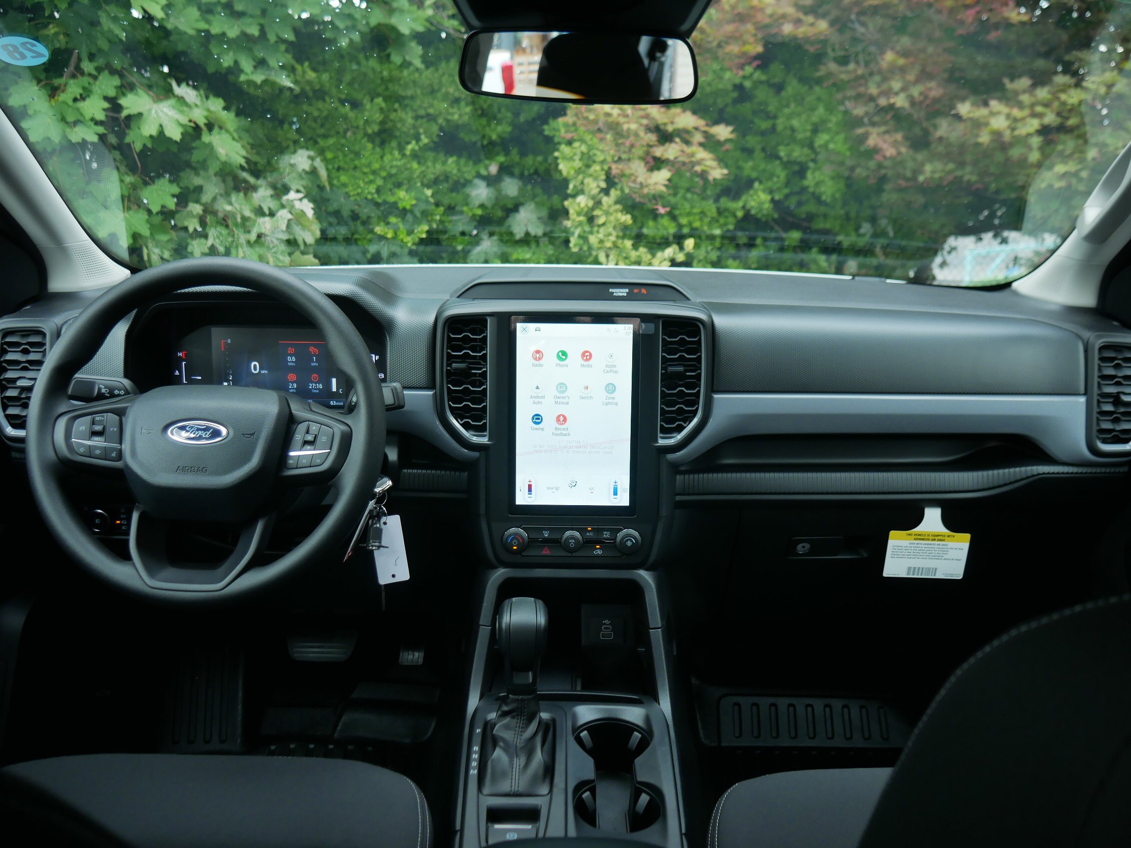 New 2025 Oxford White Ford XL image 9