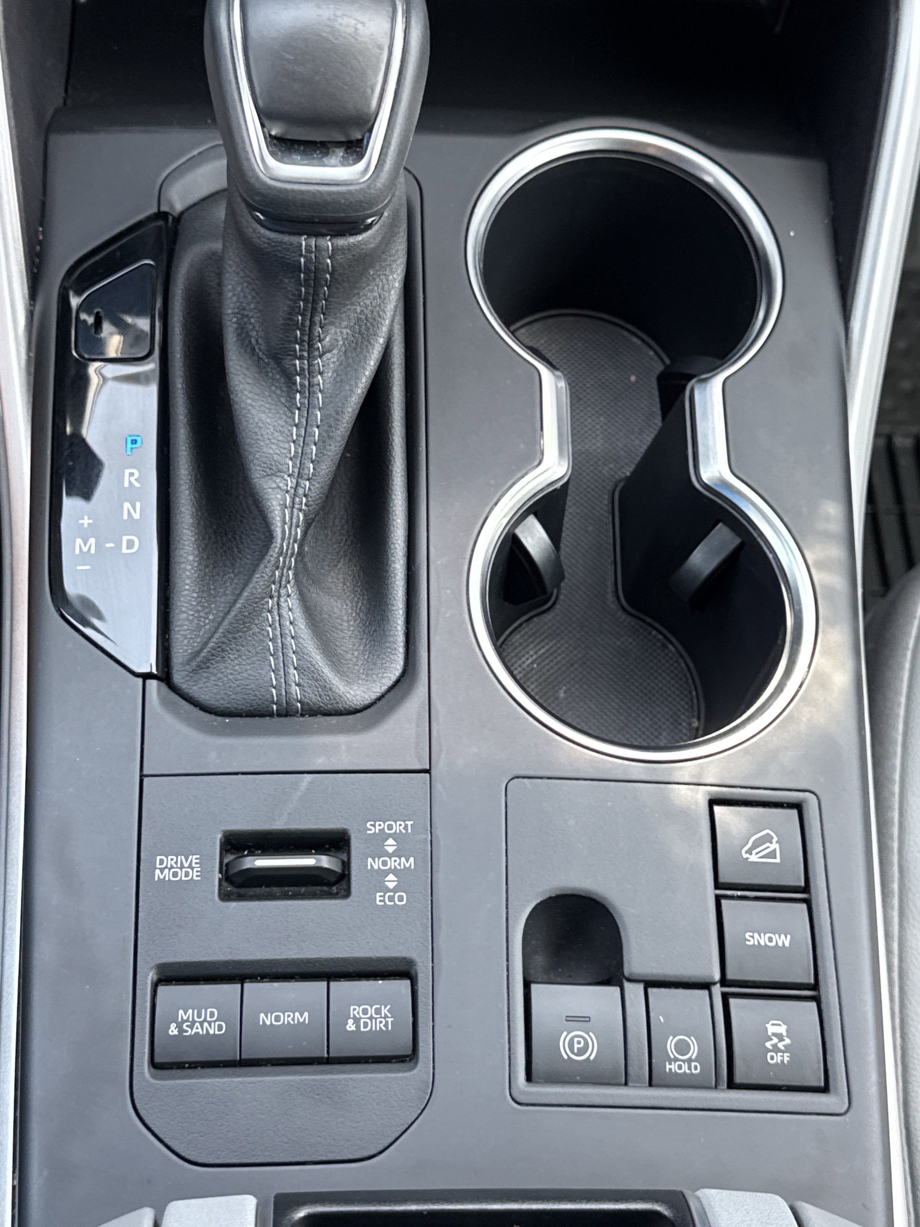 2023 Toyota Highlander XLE - Photo 30