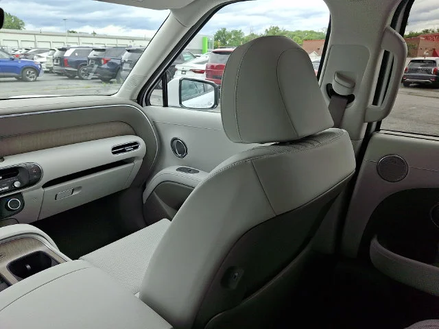 New 2026 White Hyundai SEL image 11