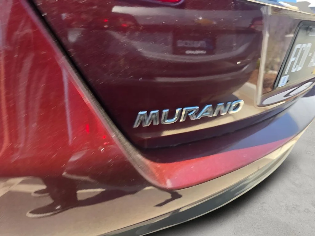 Used 2011 Merlot Metallic Nissan Base image 17