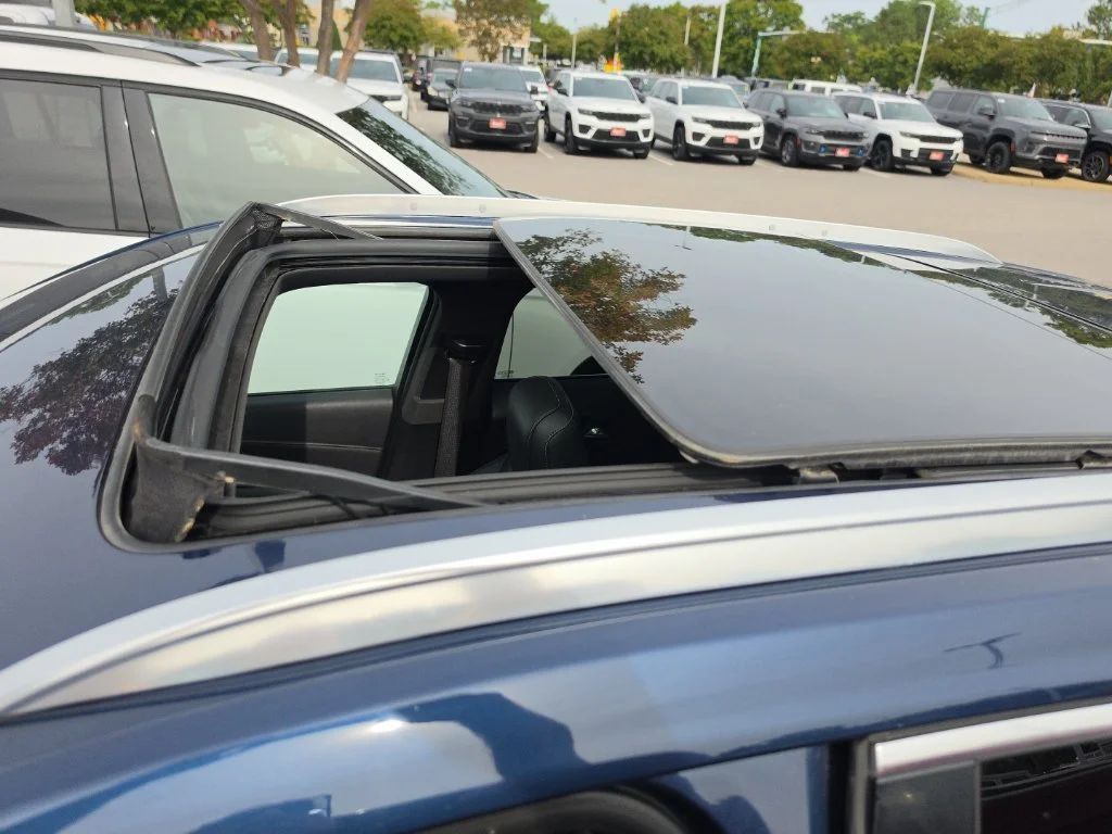 Used 2019 Blue Cadillac Premium Luxury image 12