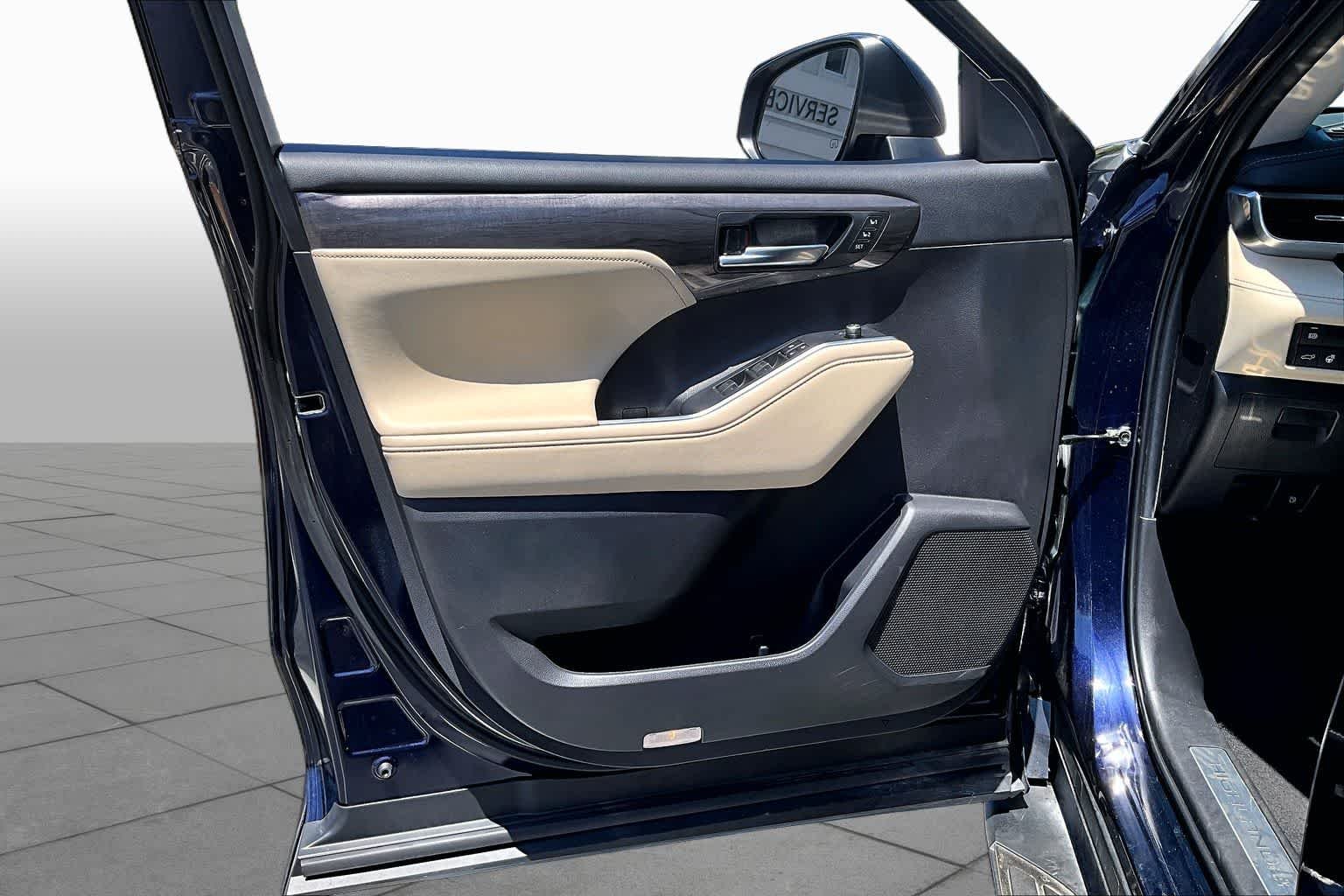 Used 2023 Blueprint Toyota Limited image 22