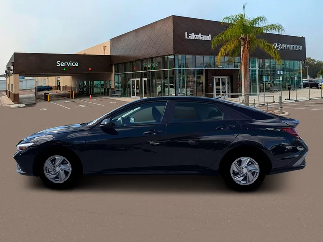 New 2026 Black Hyundai SE image 3